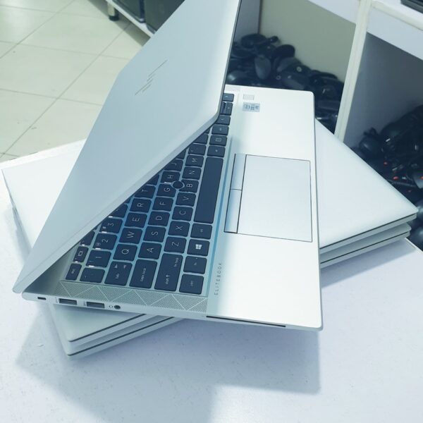 HP EliteBook 840 G7